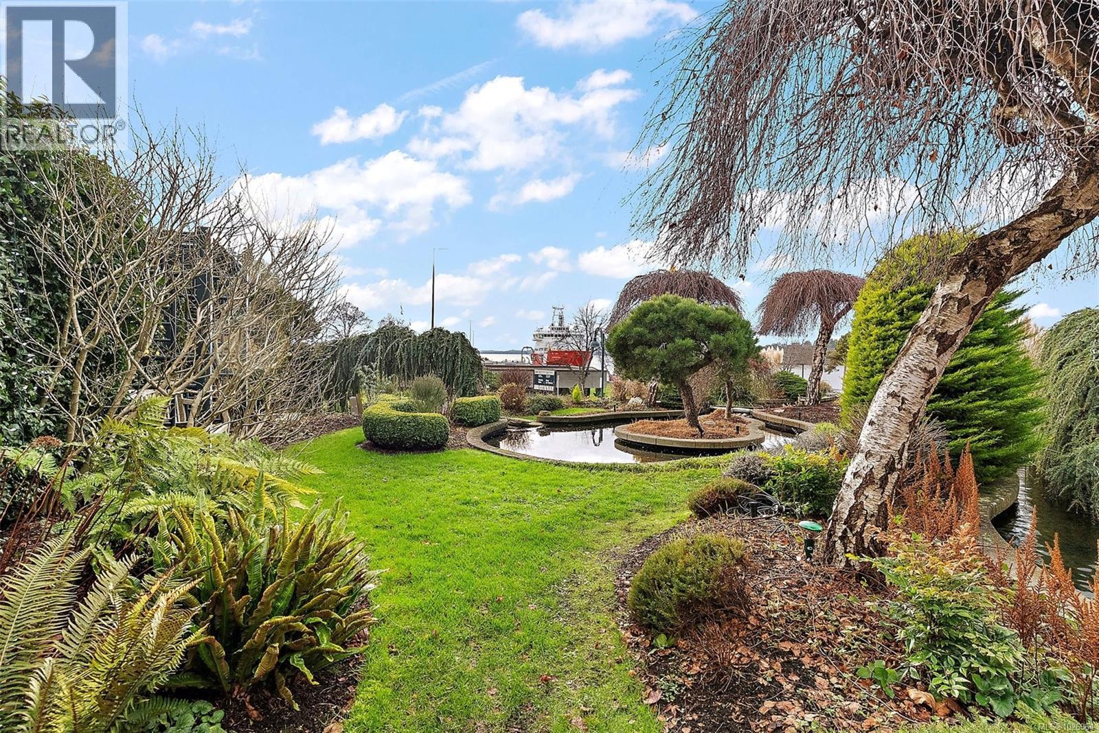 330 21 Dallas Road, Victoria