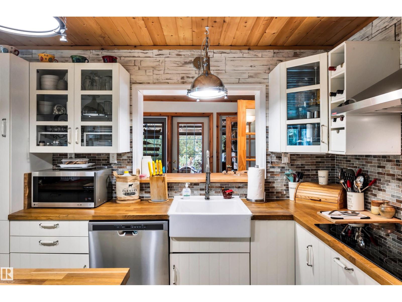 605 6St. Ross Haven - 26