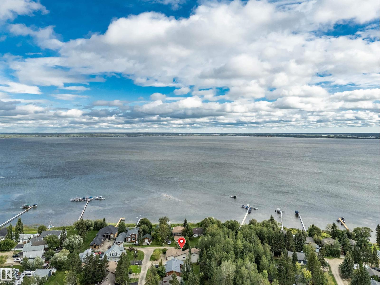 605 6St. Ross Haven - 65