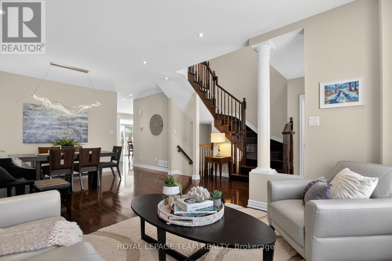 379 LANGRELL CRESCENT - 8