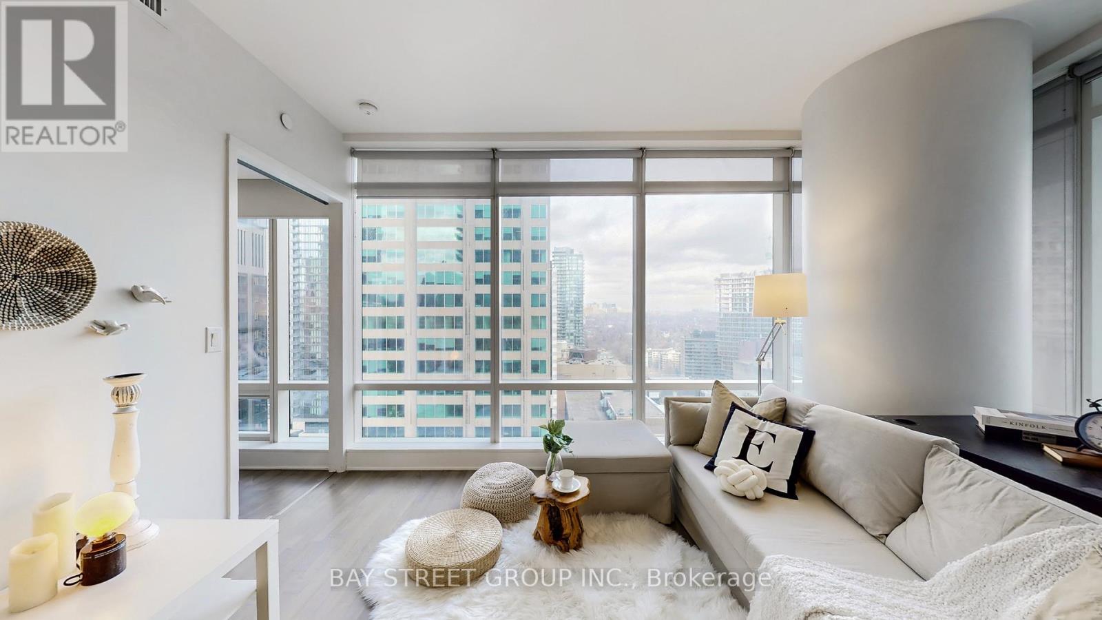 #1701 1 BLOOR STREET E - 10