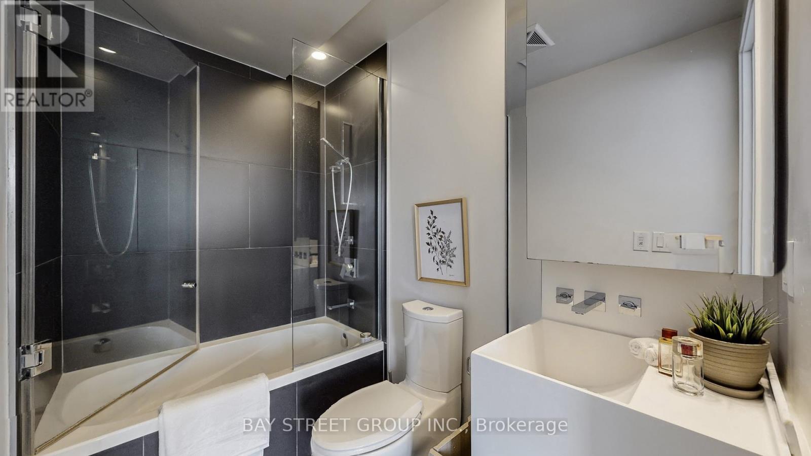#1701 1 BLOOR STREET E - 24