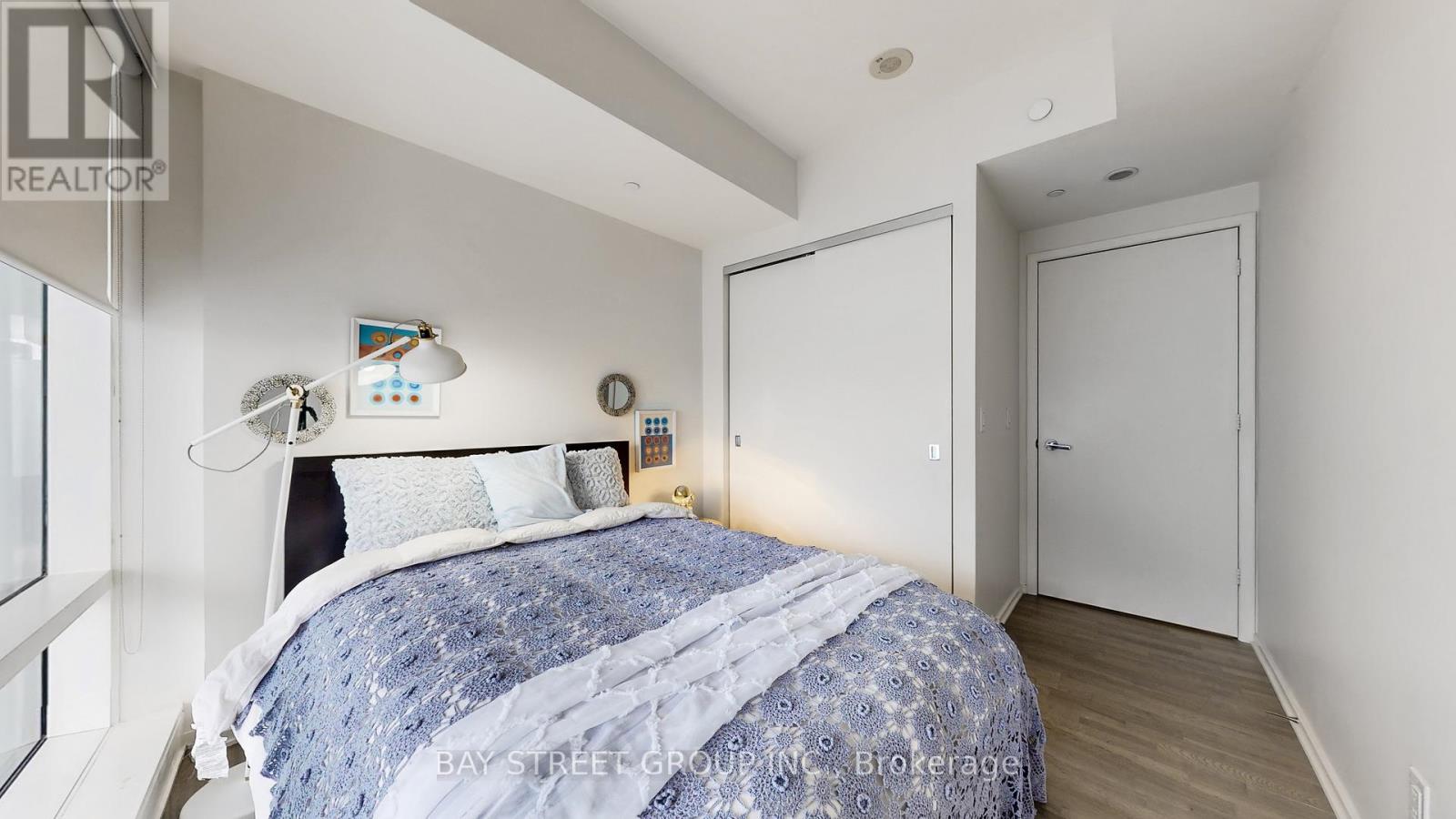 #1701 1 BLOOR STREET E - 26