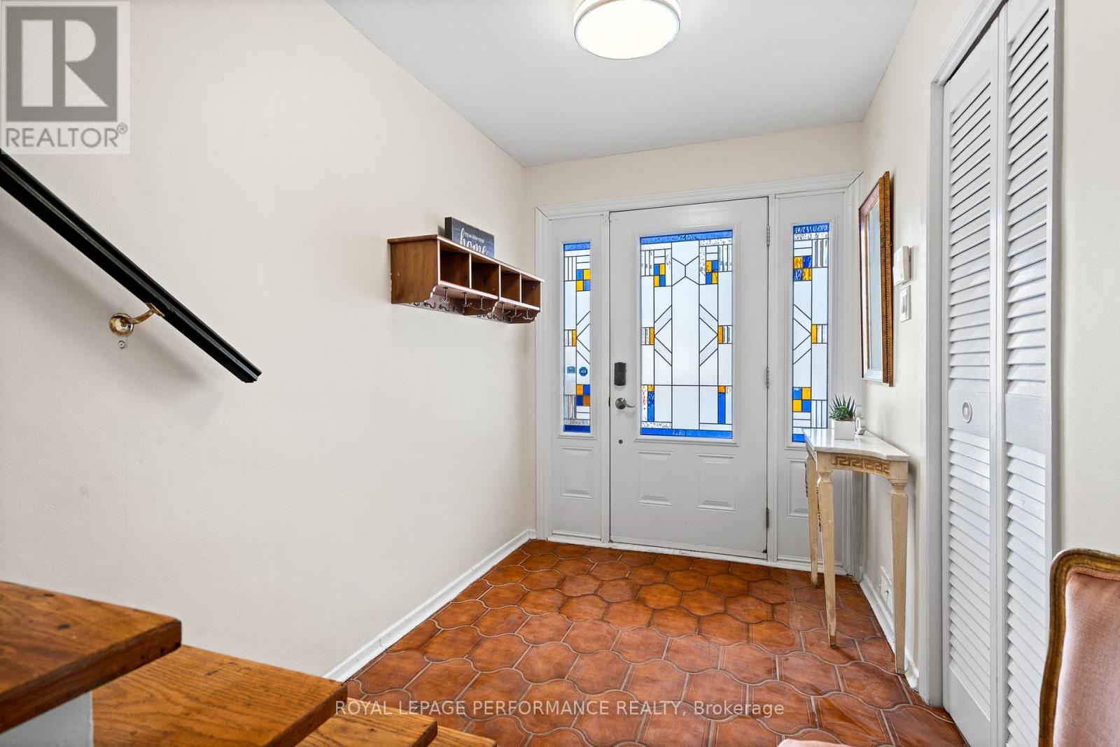 Front Entrance with gorgeous door