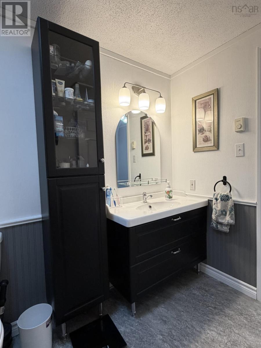 Property 27 of 32 of 18 Seventh Street