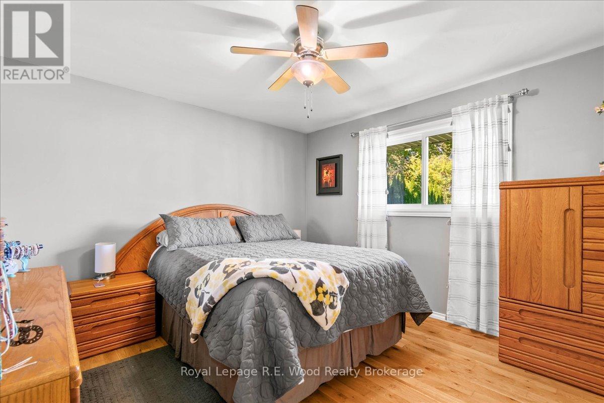 4-bedroom home for sale at 49 DEREHAM DRIVE, Tillsonburg ON · photo 27 of 48
