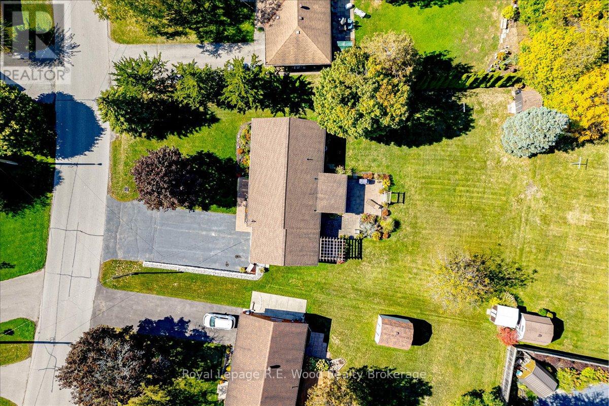 4-bedroom home for sale at 49 DEREHAM DRIVE, Tillsonburg ON · photo 43 of 48