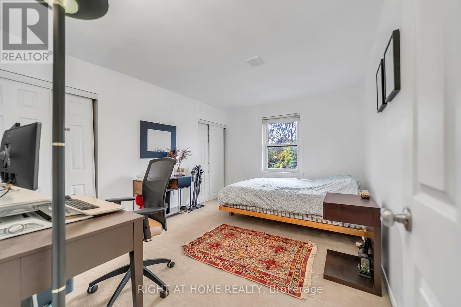 22 HAMILTON DRIVE - 26