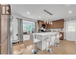 22 Hamilton Drive, Newmarket, ON L3Y3E8 Photo 17