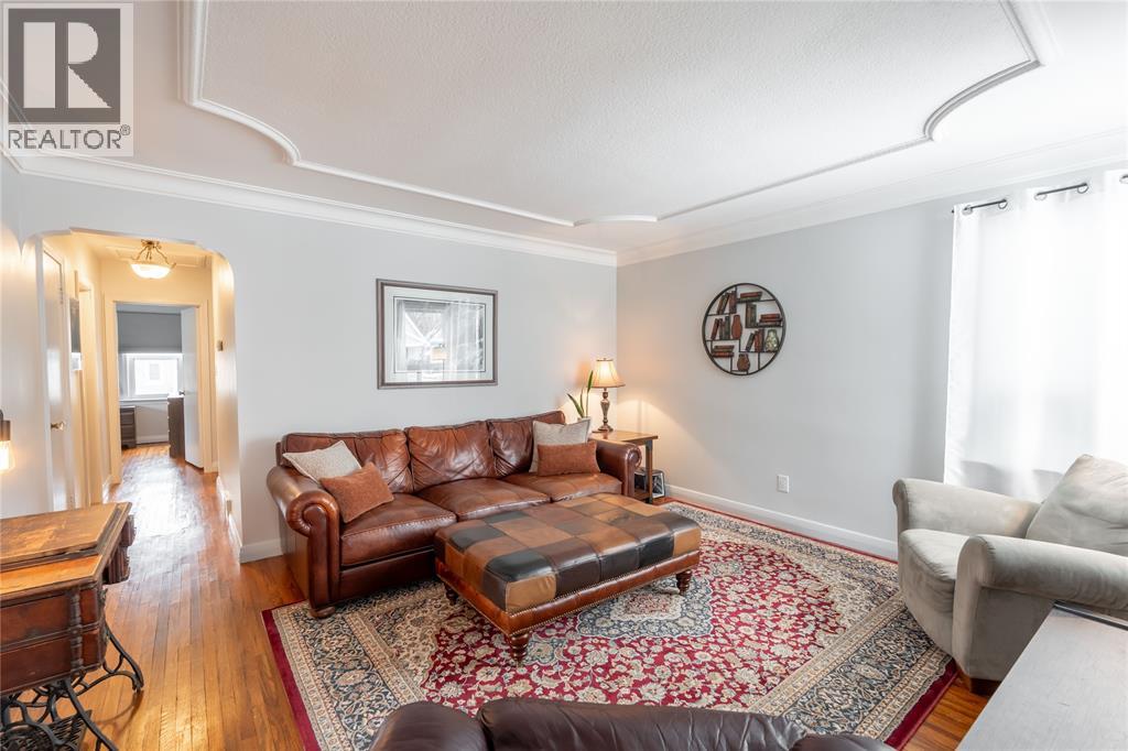 184 Gordon STREET - Photo 4 of 43, Sarnia, Ontario