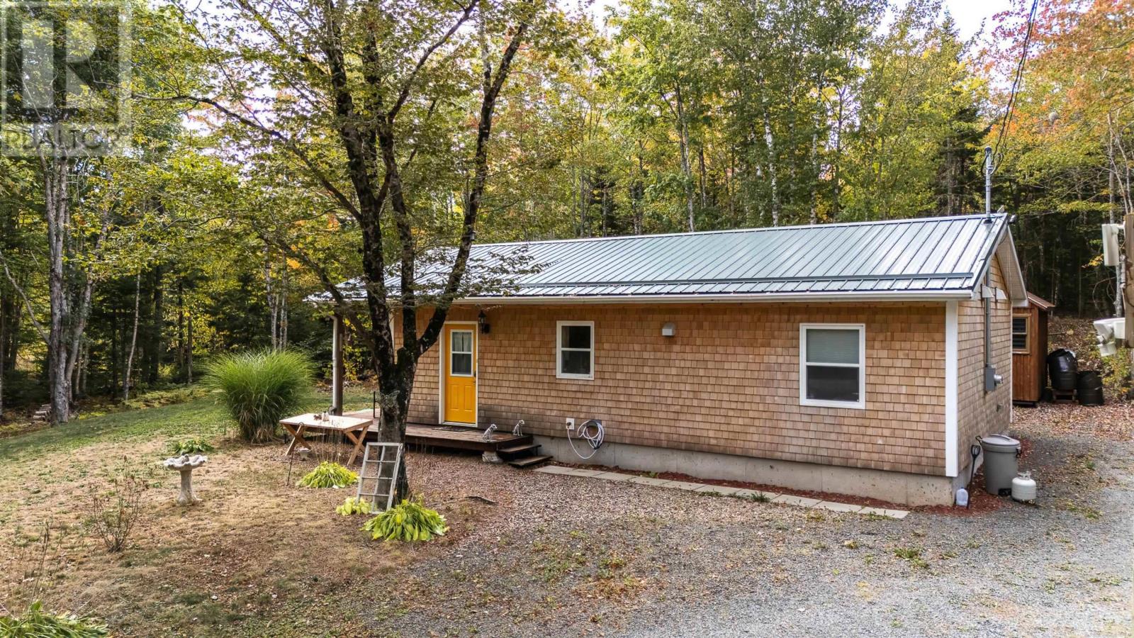 Property 33 of 41 of 421 Lake Drive