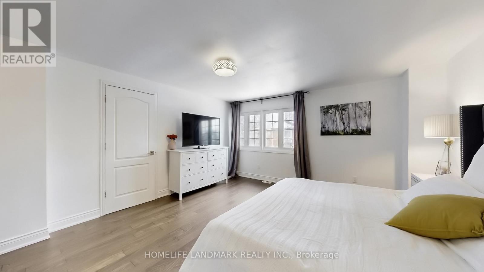 81 STIRLING CRESCENT - 19