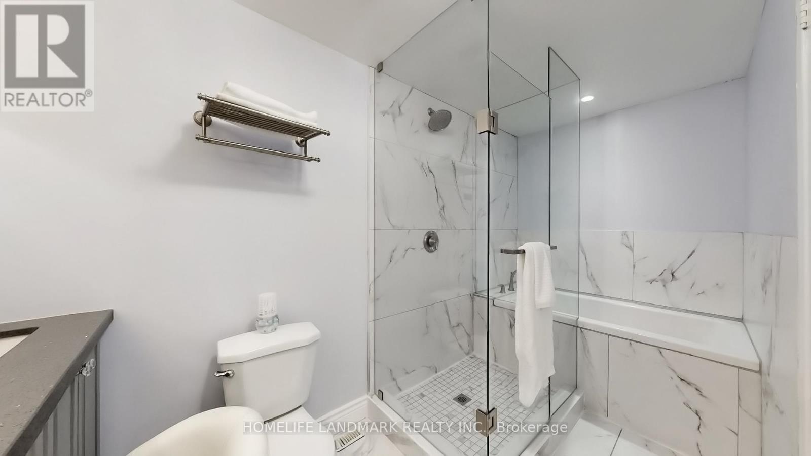 81 STIRLING CRESCENT - 27