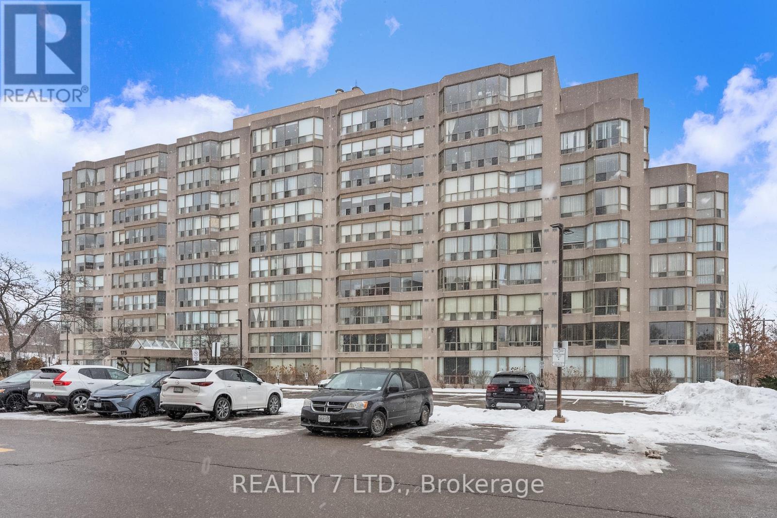 Listing photo of 303 - 175 CEDAR AVENUE