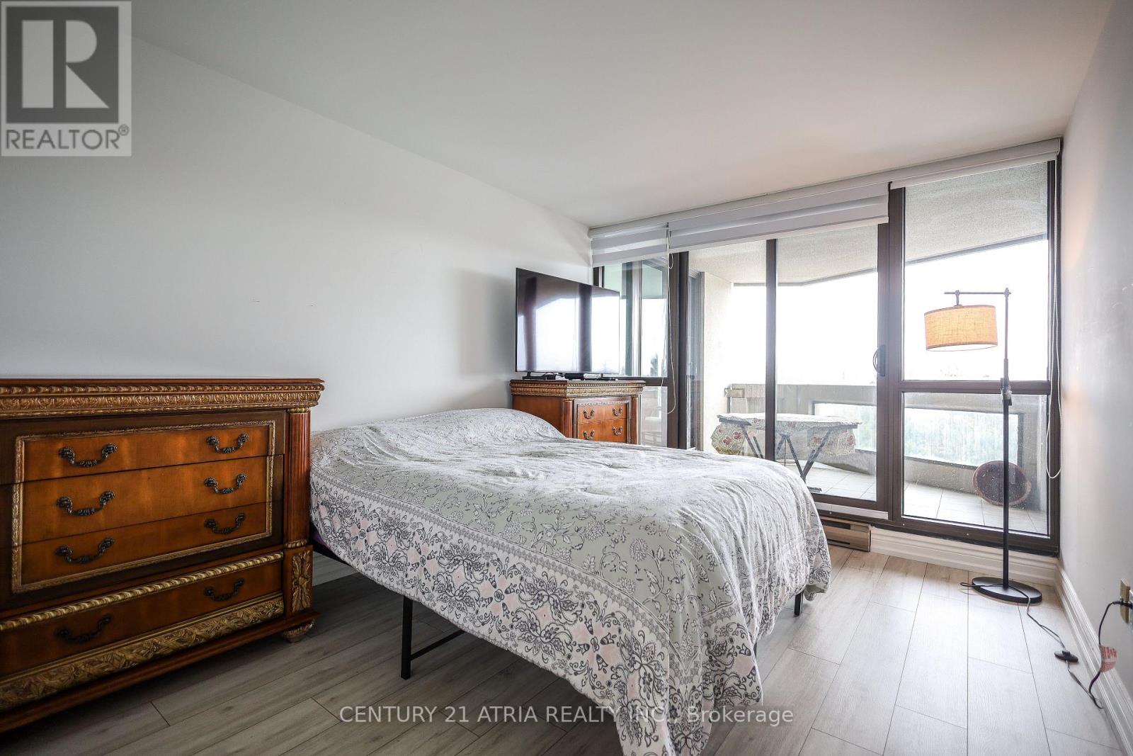 #603 2010 ISLINGTON AVENUE - 22
