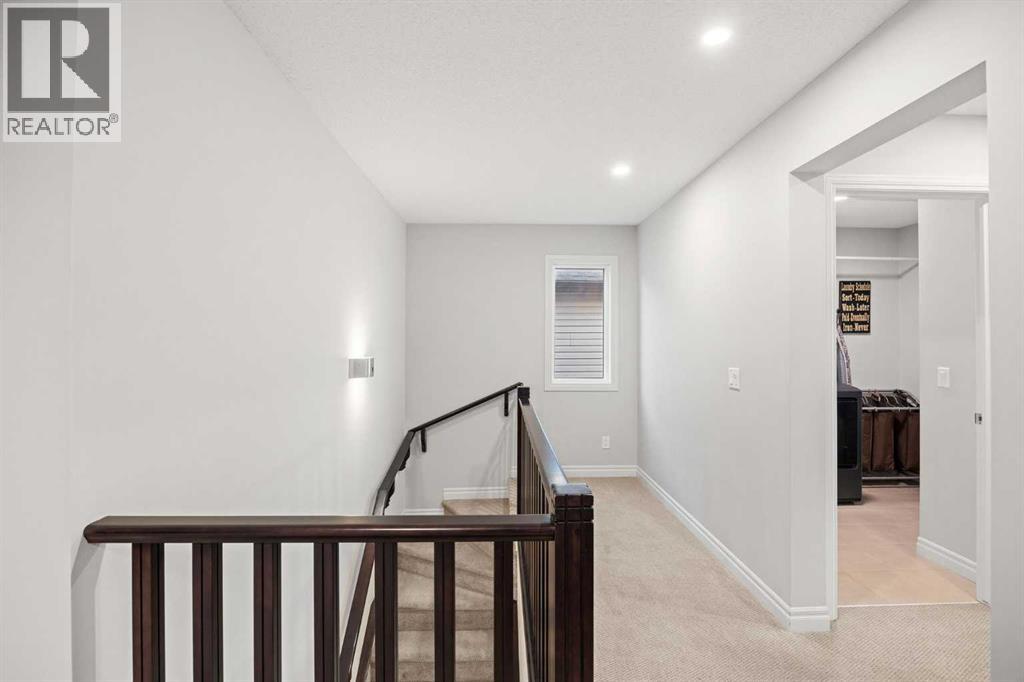 
          184 Cimarron Vista Way
            <br/>
            <span>Okotoks</span>
            , 
            <span>AB</span>
             <span>T1S0K3</span>
         - Photo 19