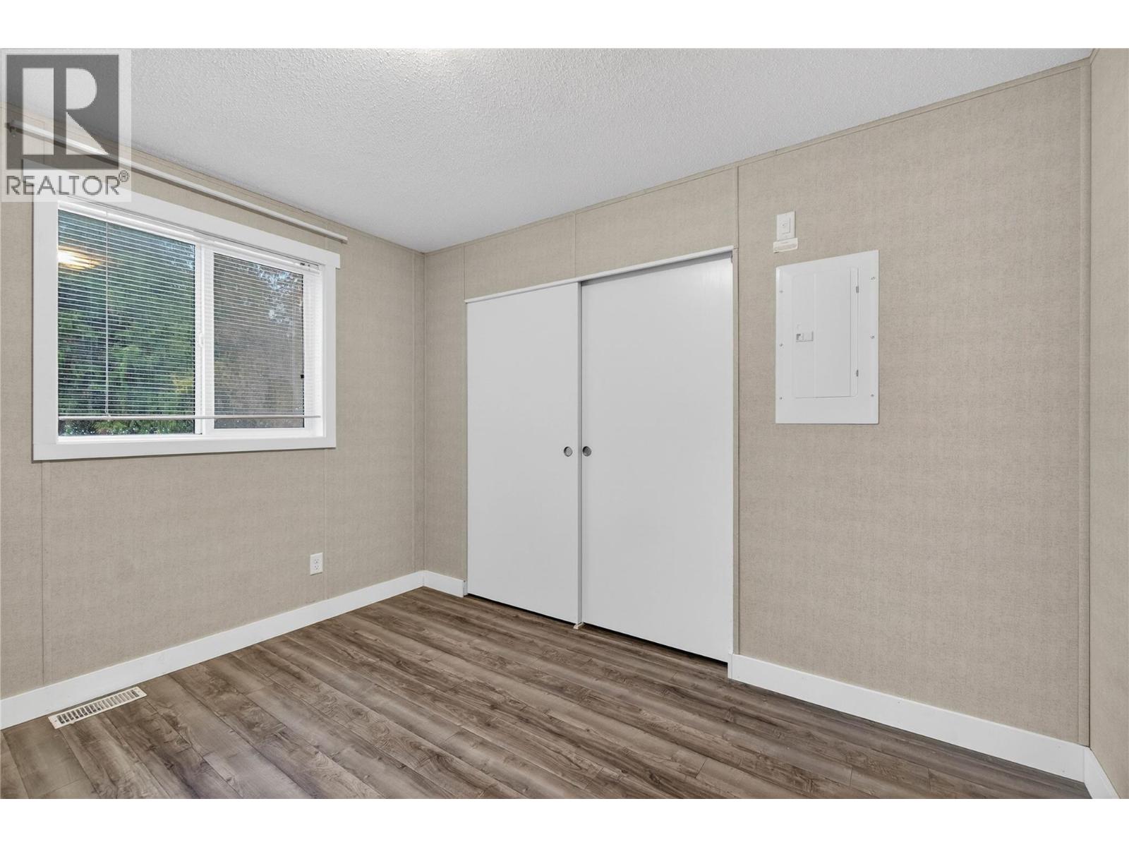 3277 LOSCHINSKI ROAD - 39