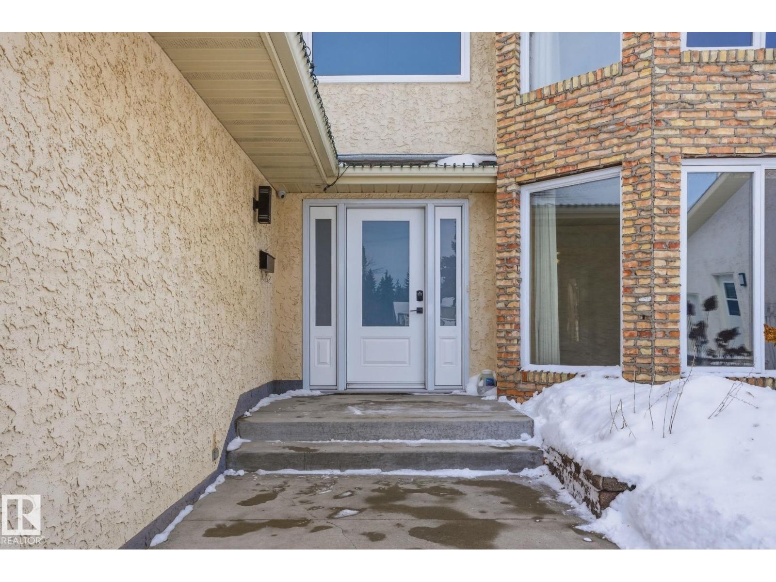 11019 10 AV NW - Photo 2 of 55, Edmonton, Alberta