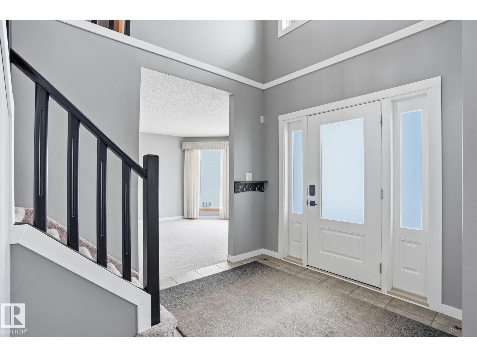 11019 10 AV NW - Photo 3 of 55, Edmonton, Alberta