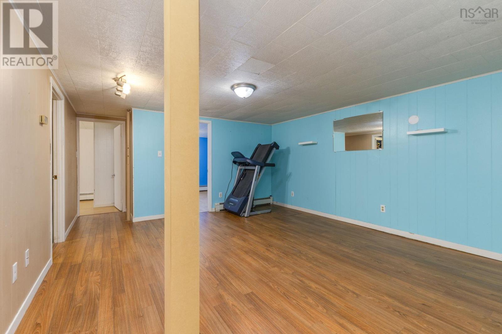 Property 34 of 47 of 18 Kirk Avenue