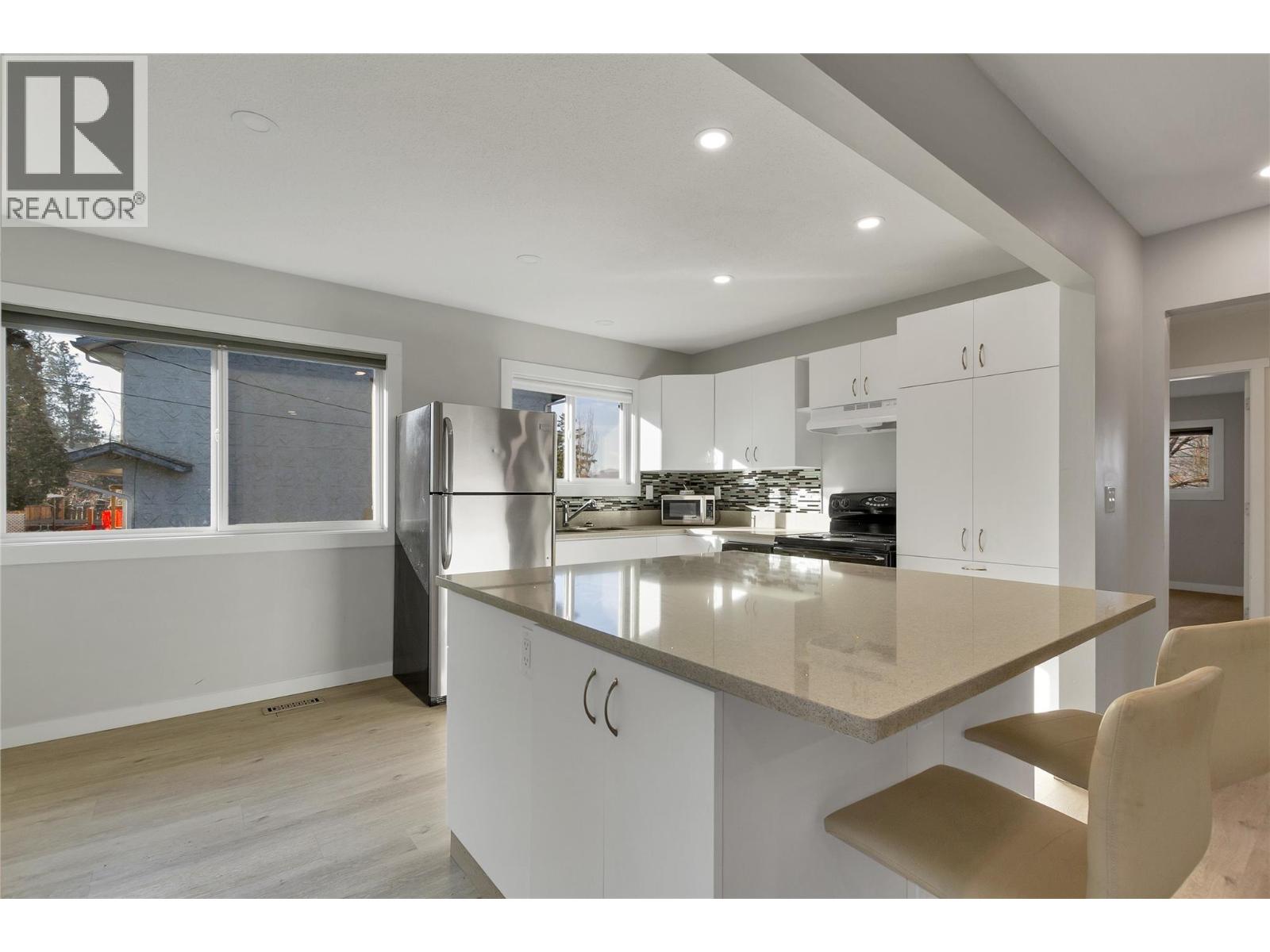 4018 Pleasant Valley Road - 4
