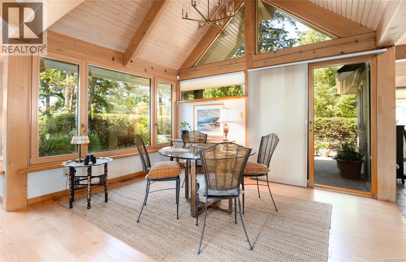 154 CORMORANT CRES - 19