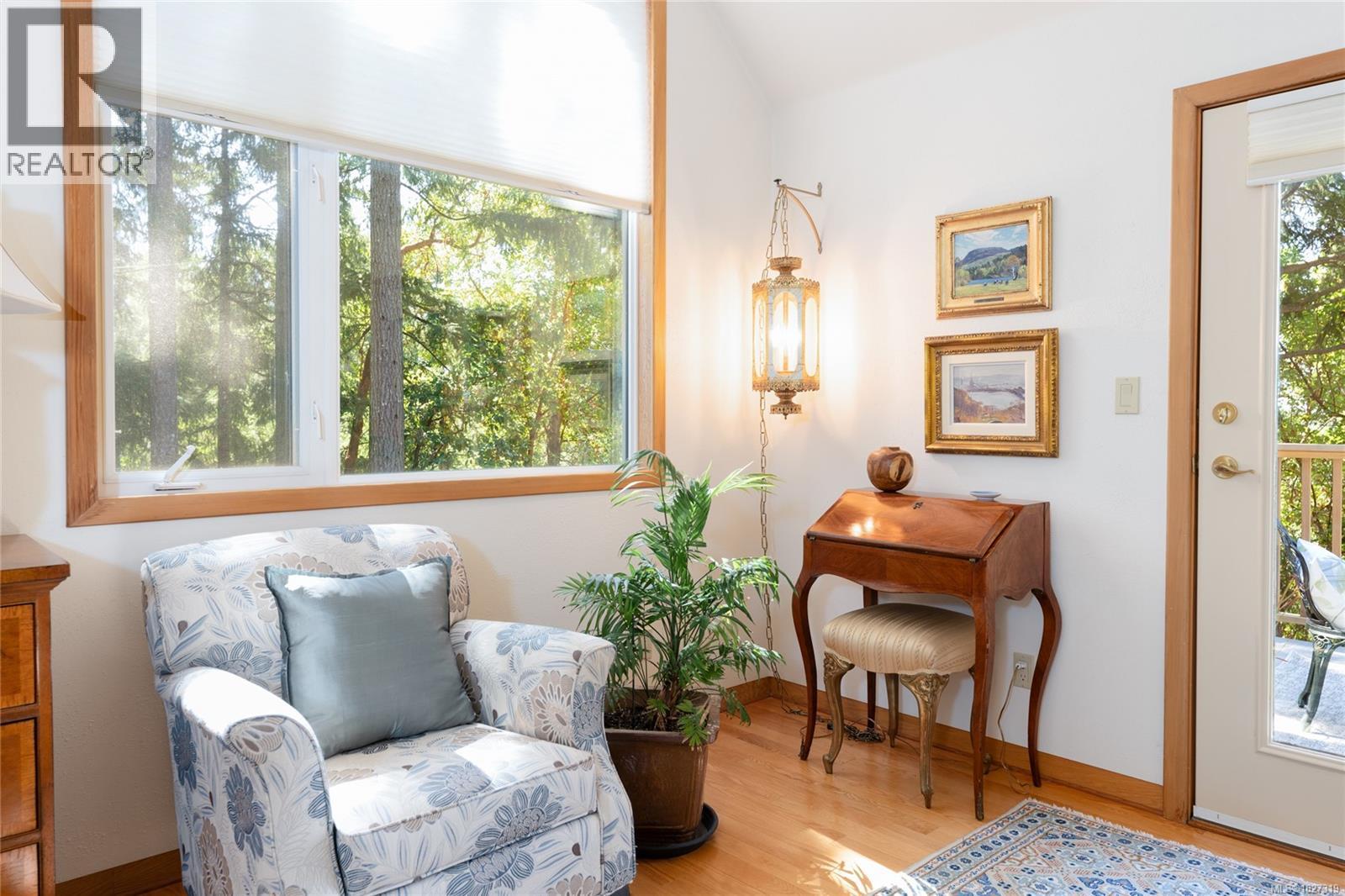 154 CORMORANT CRES - 35