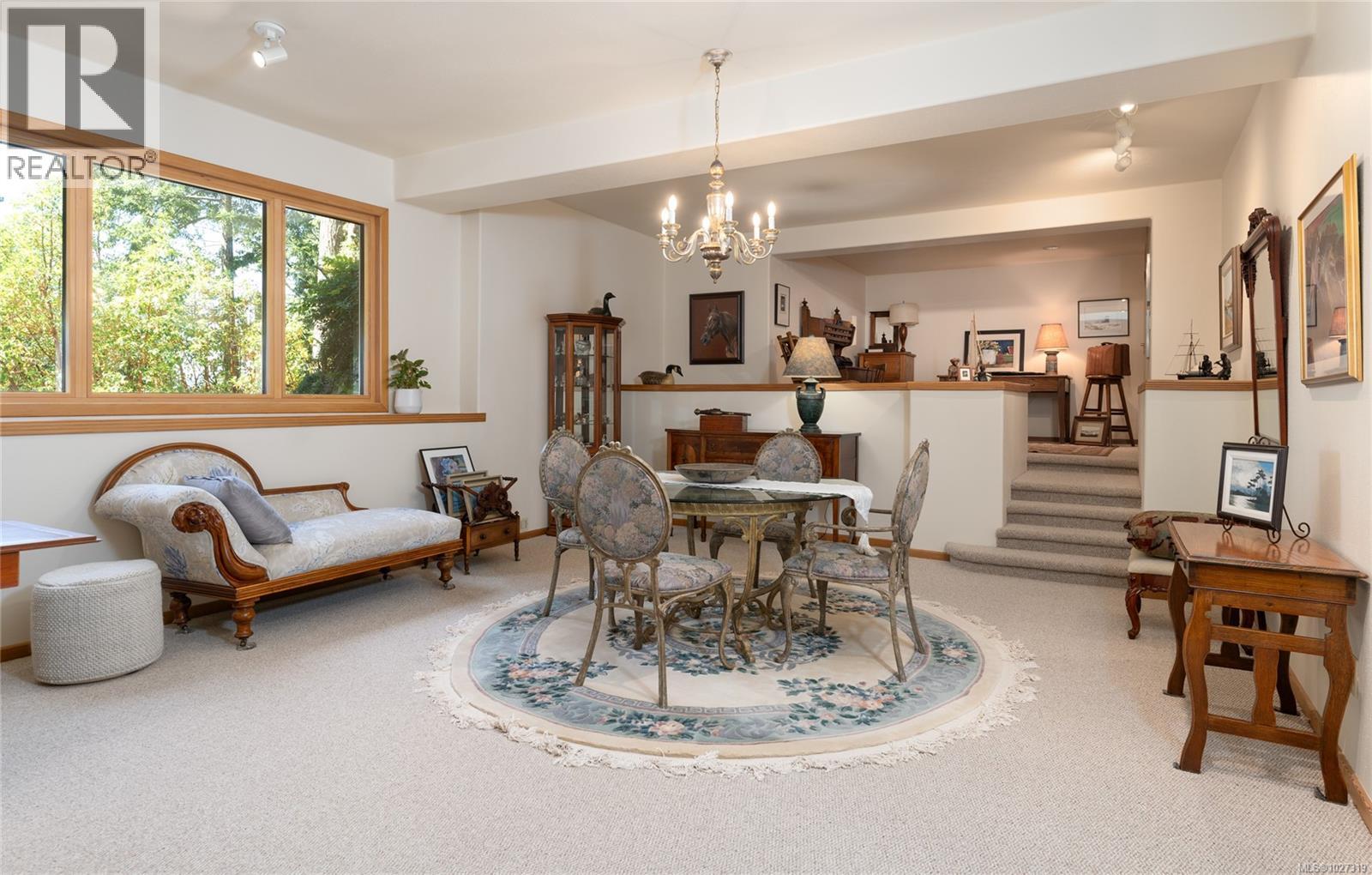 154 CORMORANT CRES - 44