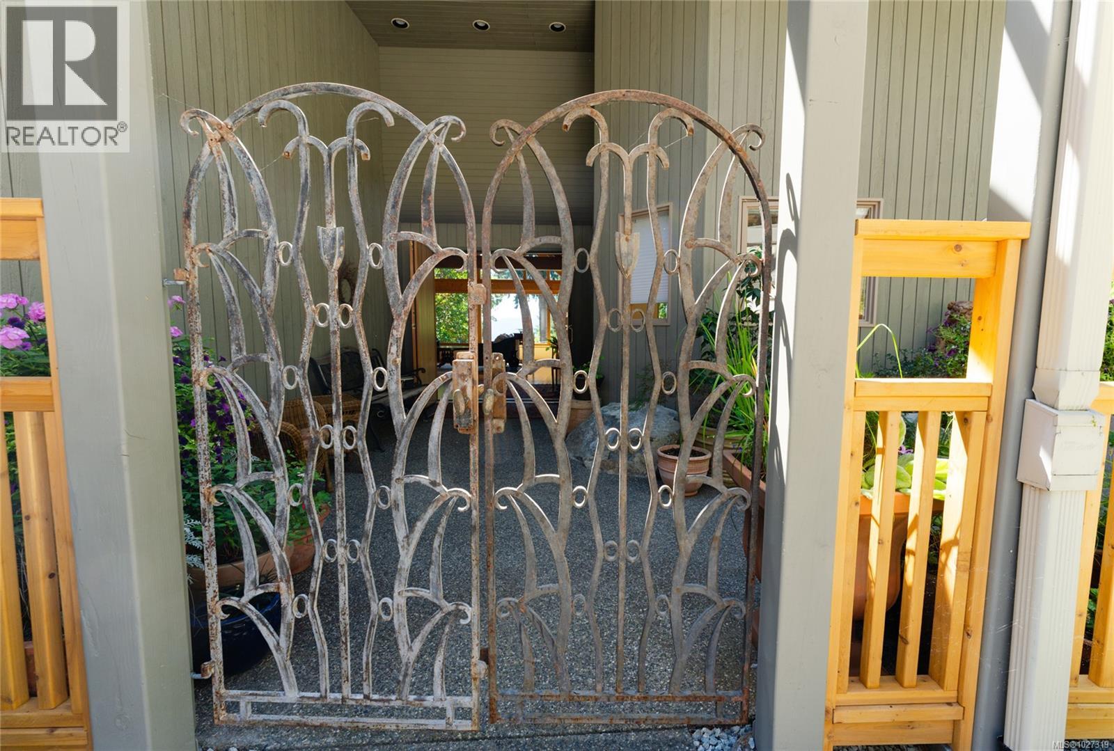 154 CORMORANT CRES - 51