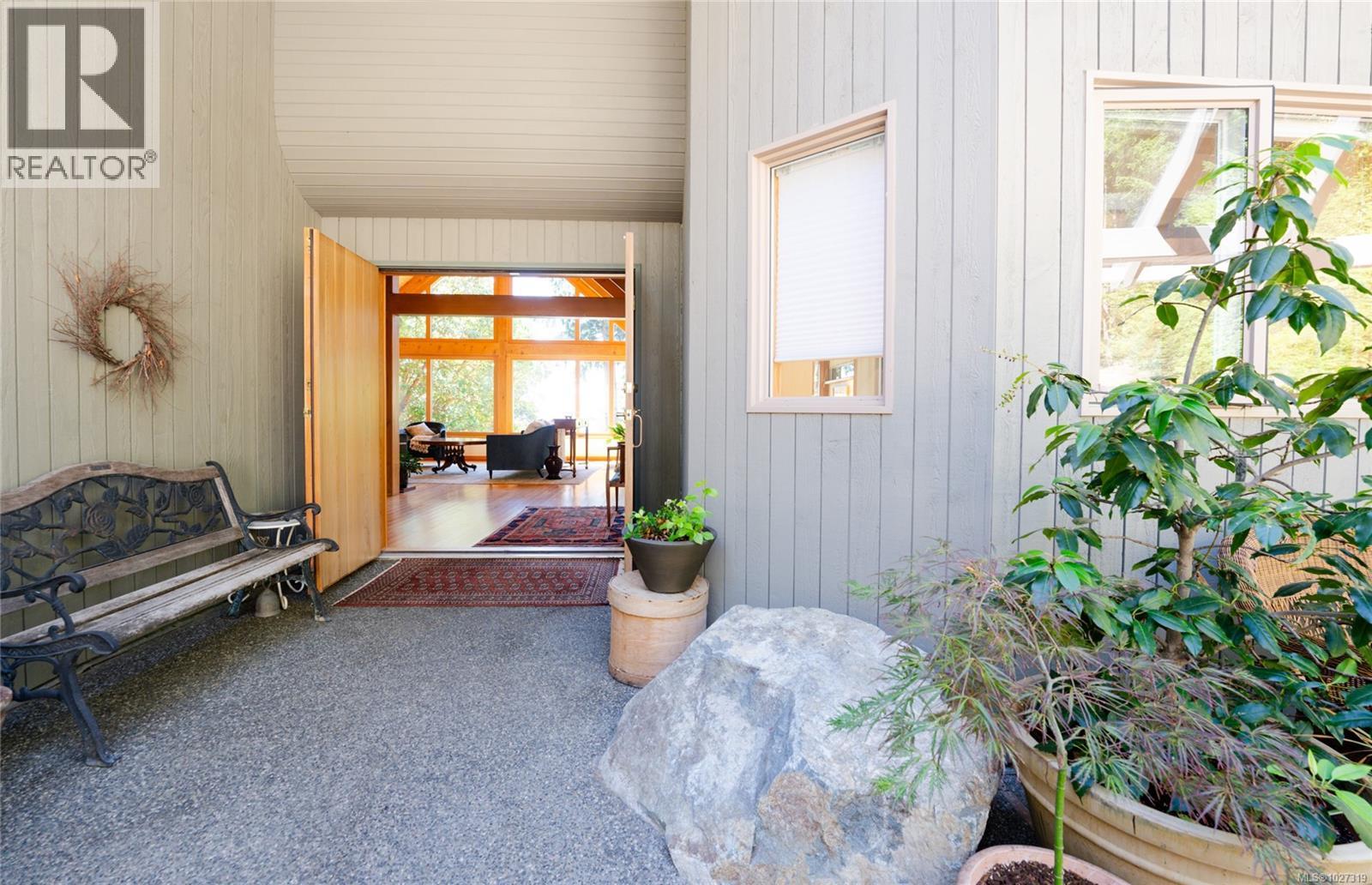 154 CORMORANT CRES - 52