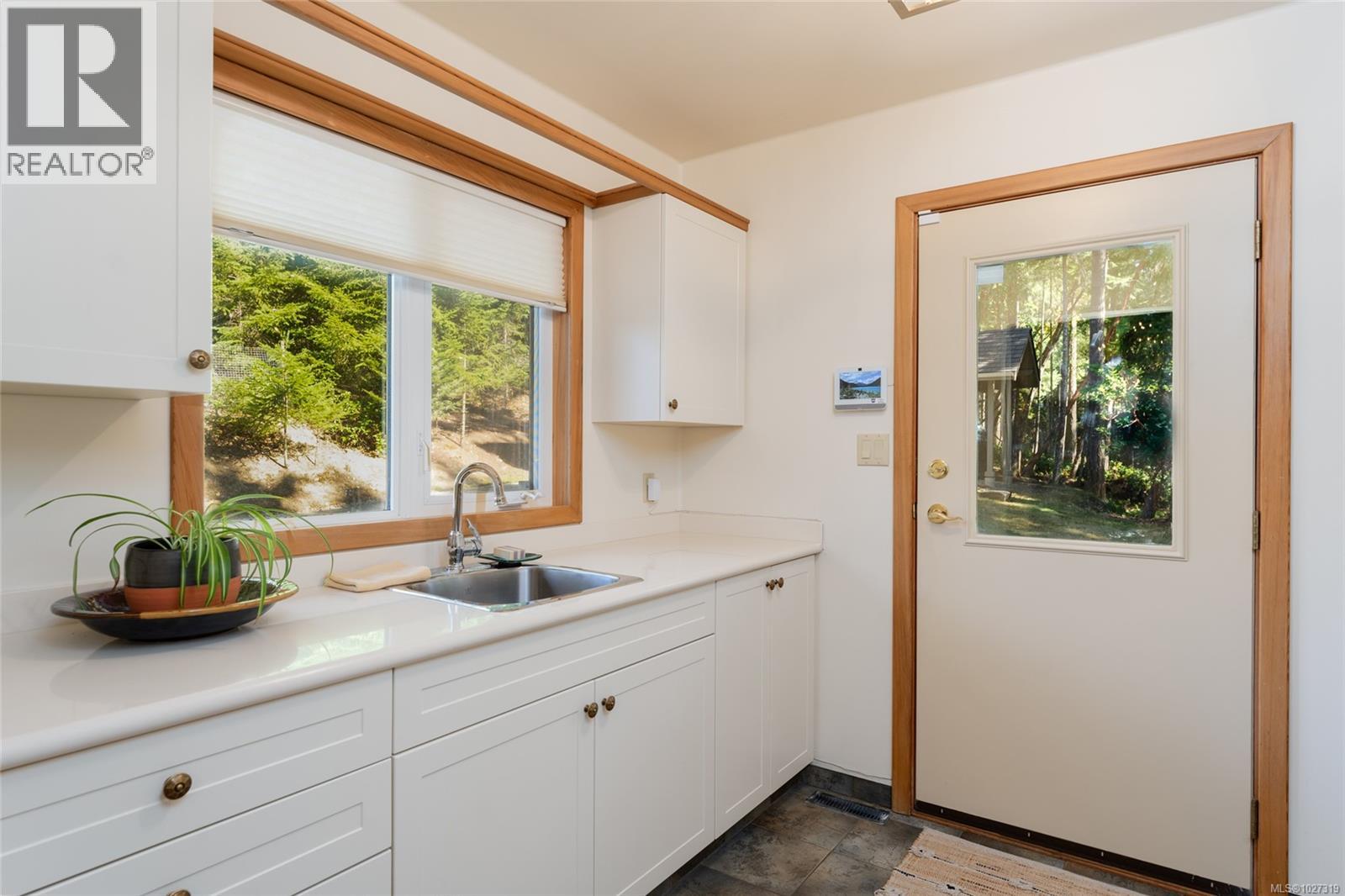 154 CORMORANT CRES - 56