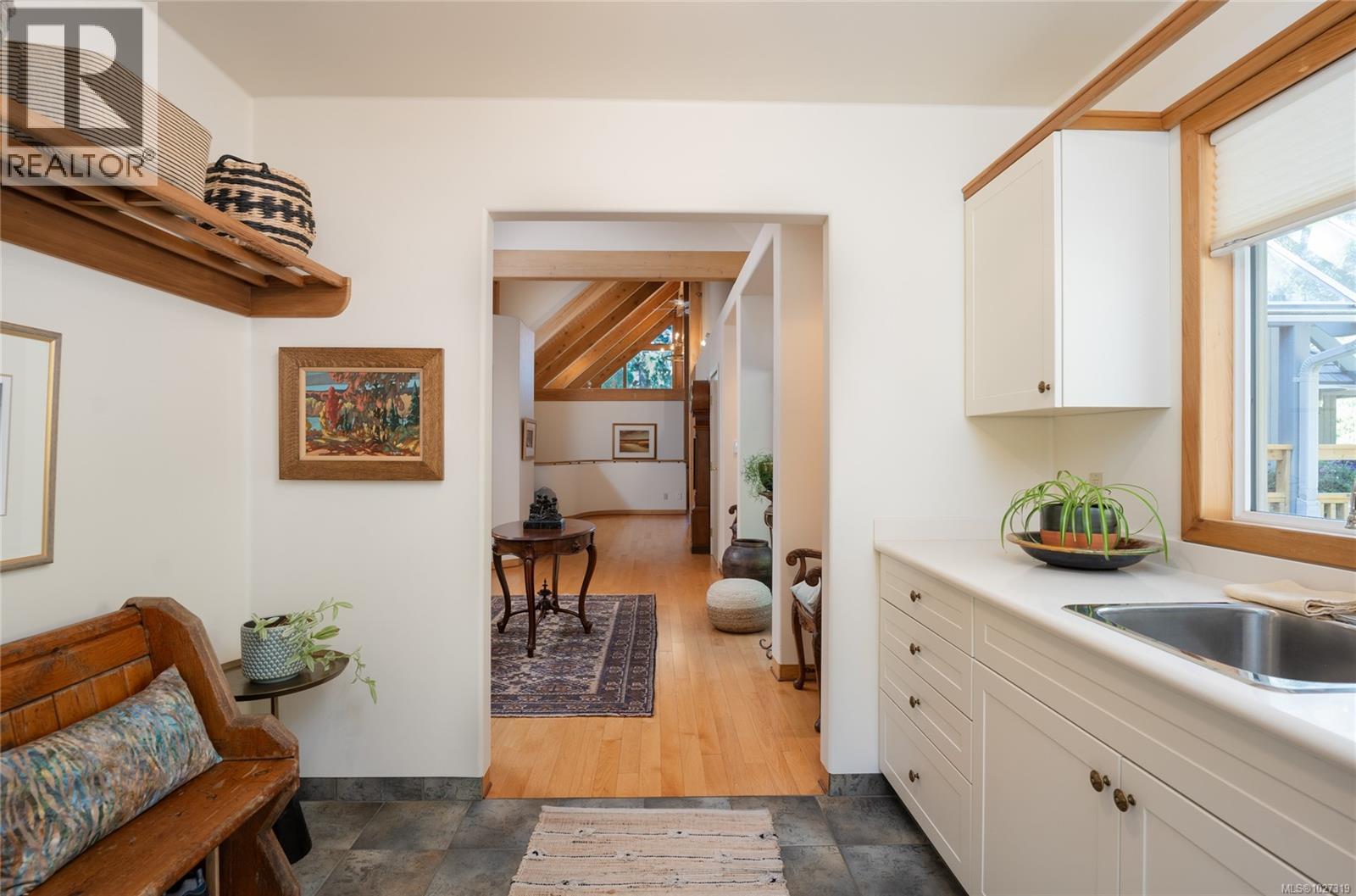 154 CORMORANT CRES - 58