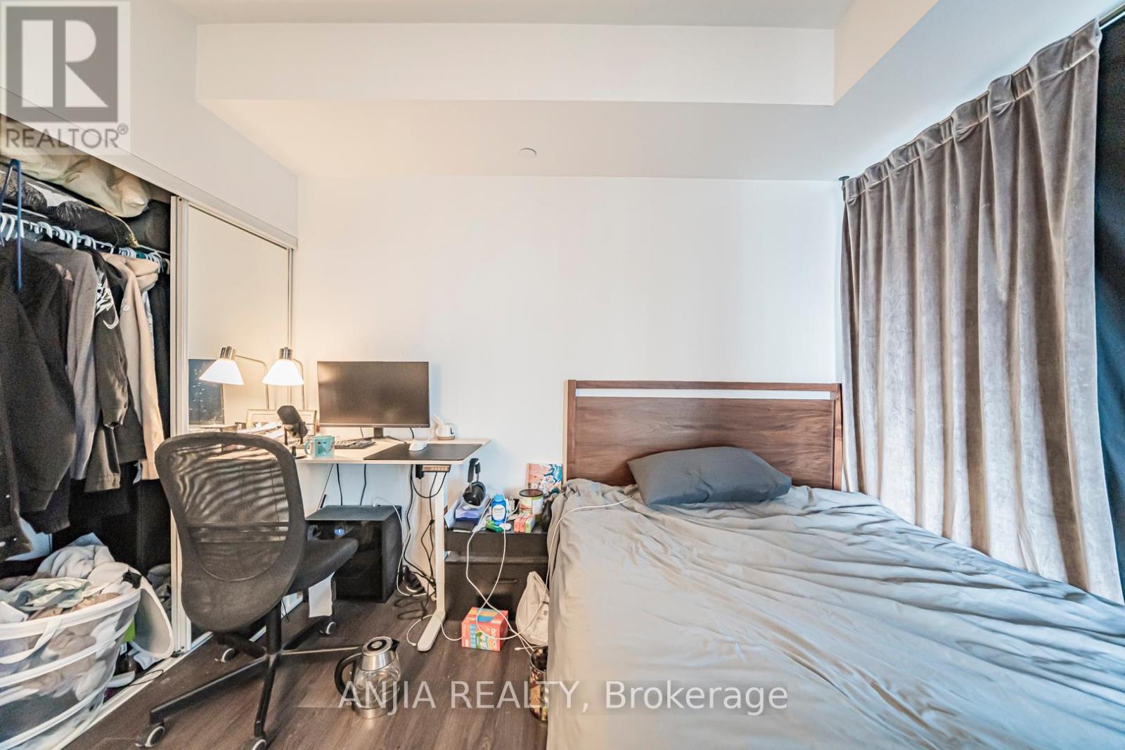 #1511 70 TEMPERANCE STREET - 24