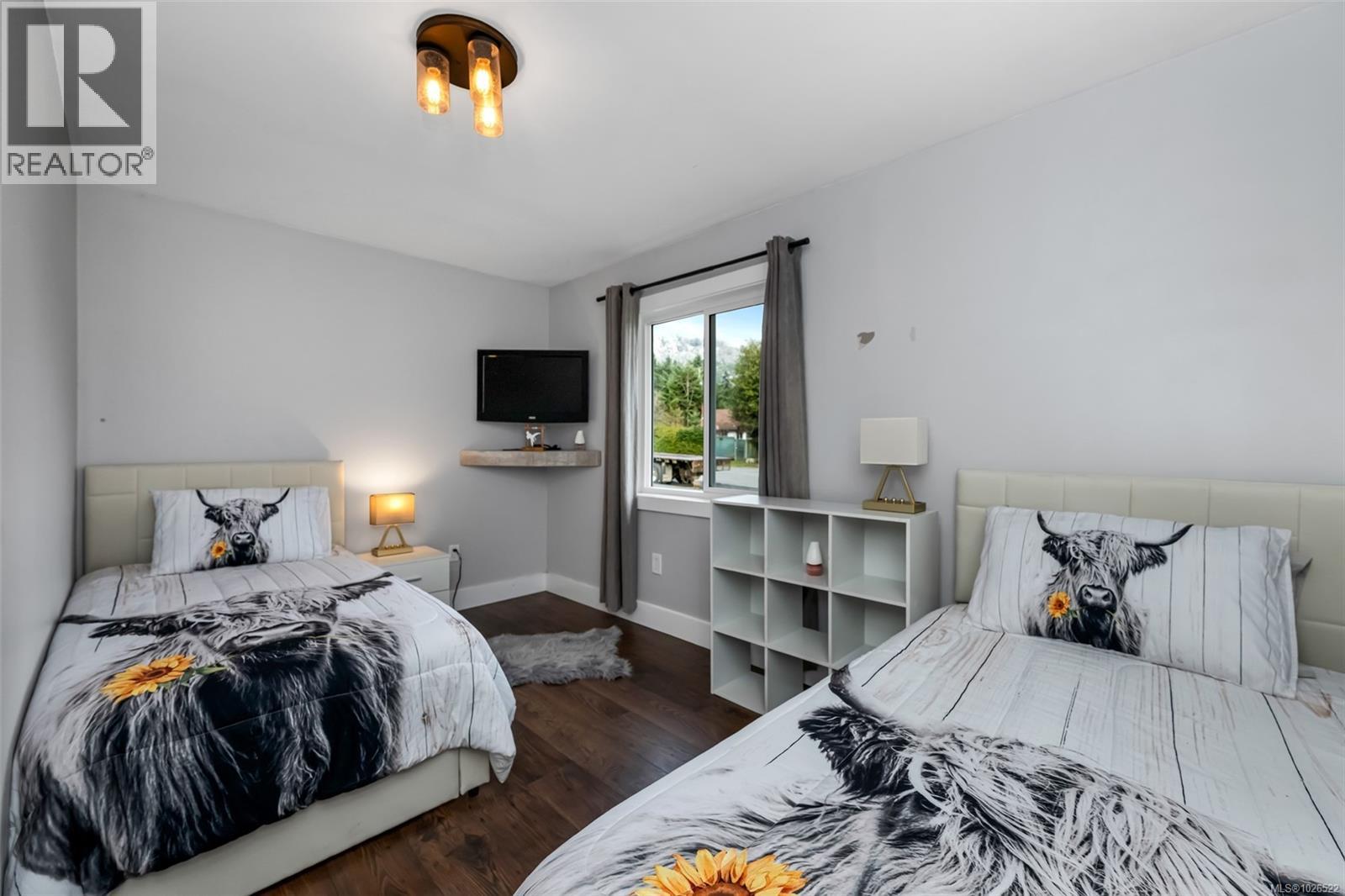 154 MACDONALD RD - 21