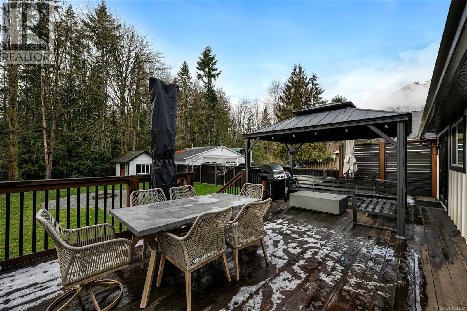 154 MACDONALD RD - 37