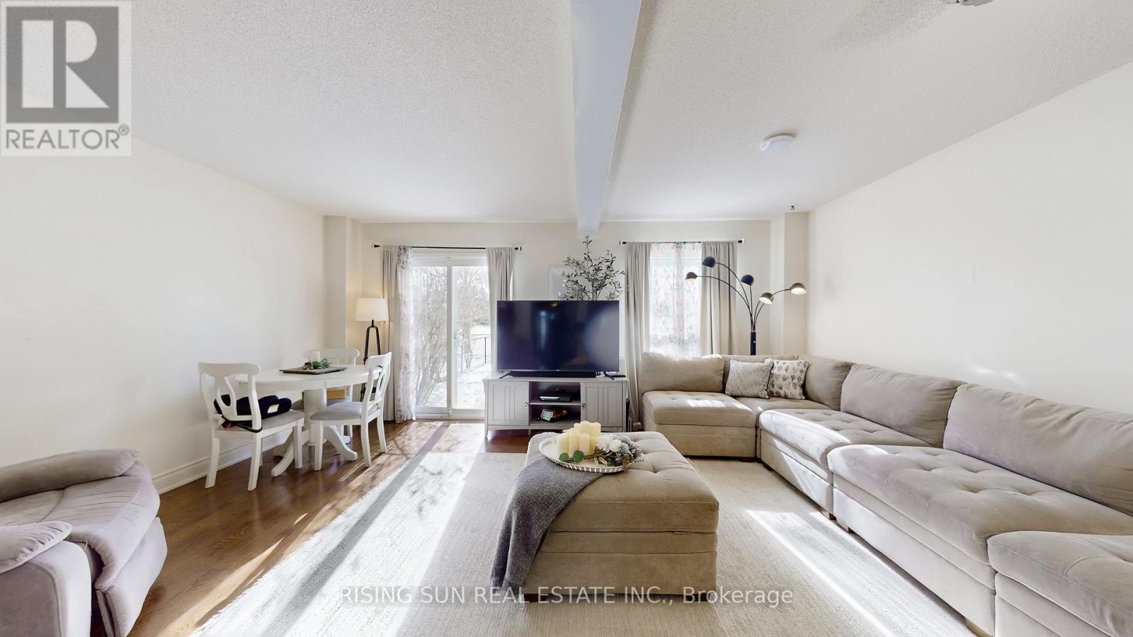 44 WHITEHAVEN DRIVE - Photo 4 of 32, Brampton (Heart Lake West), Ontario