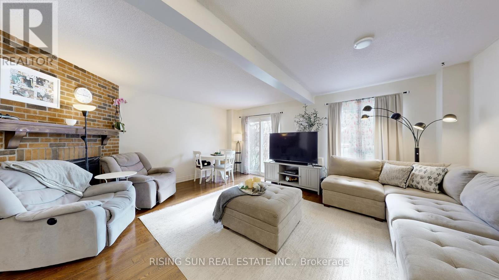 44 WHITEHAVEN DRIVE - Photo 5 of 32, Brampton (Heart Lake West), Ontario