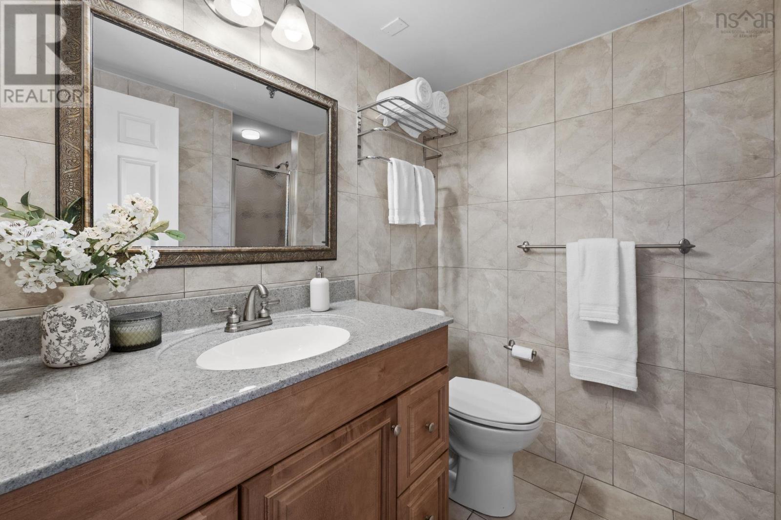 Property 18 of 34 of 703 1 Prince Street