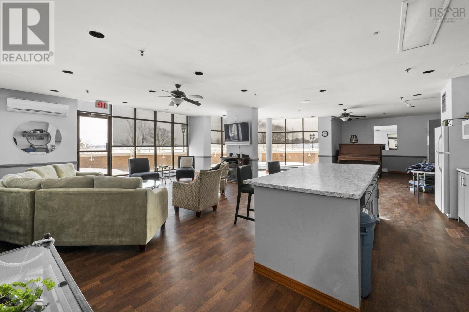 Property 31 of 34 of 703 1 Prince Street