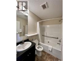 554 5th Avenue W, Shaunavon, SK S0N2M0 Photo 10