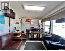 554 5th Avenue W, Shaunavon, SK S0N2M0 Photo 29