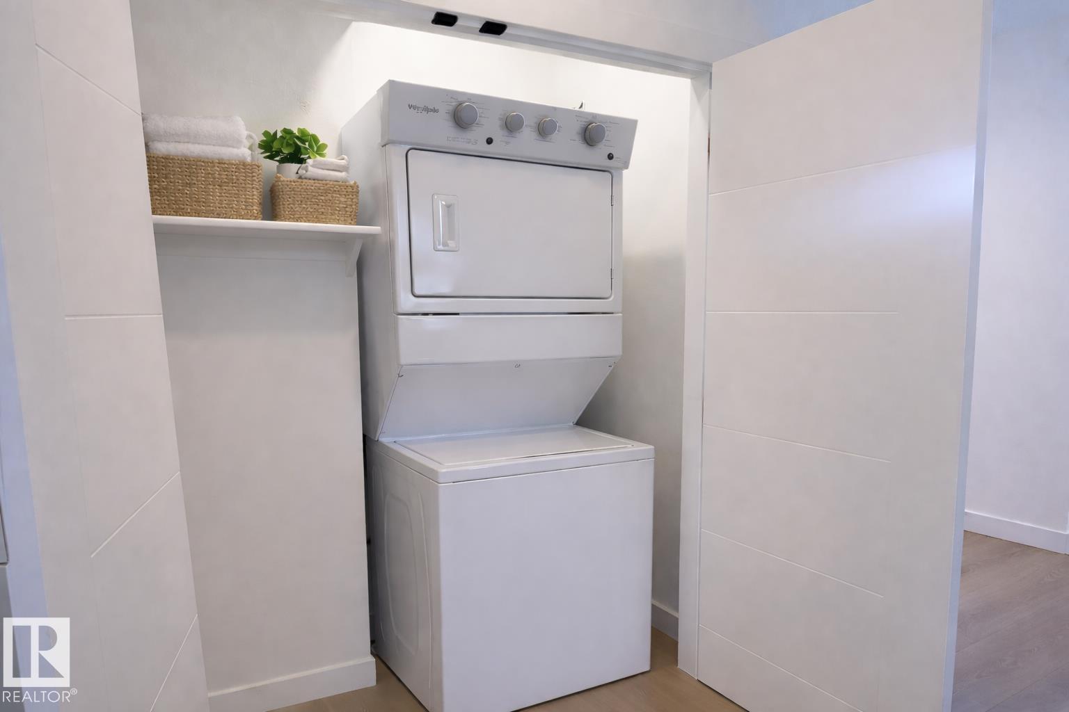 10617/19/21 83 ST NW, Edmonton