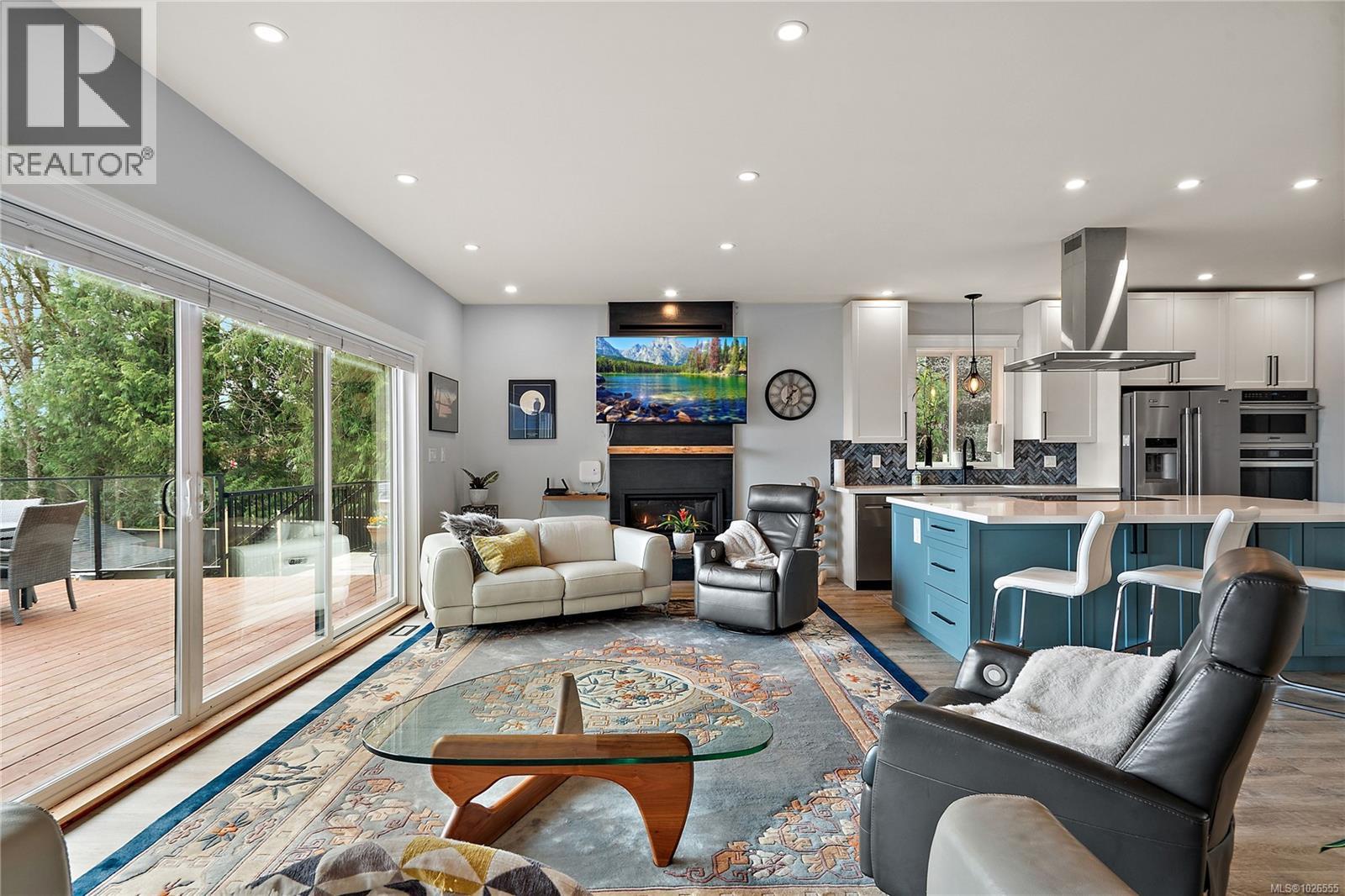 8630 Aldous Terr, North Saanich