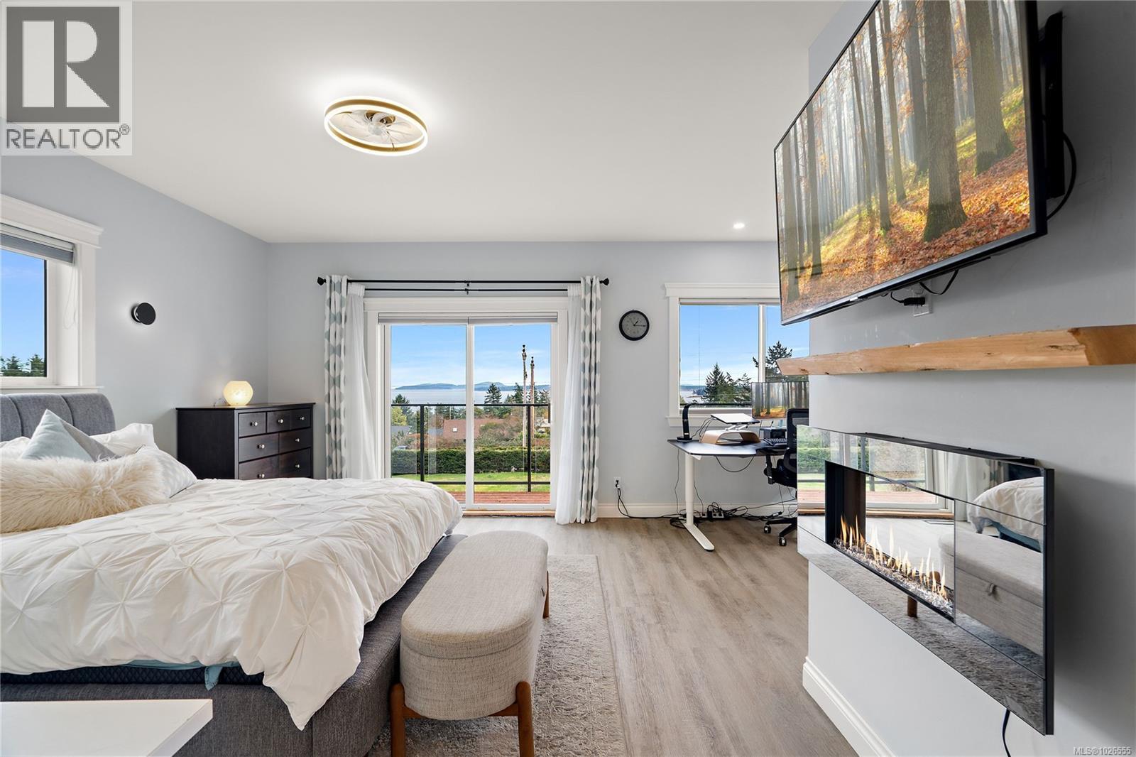 8630 Aldous Terr, North Saanich