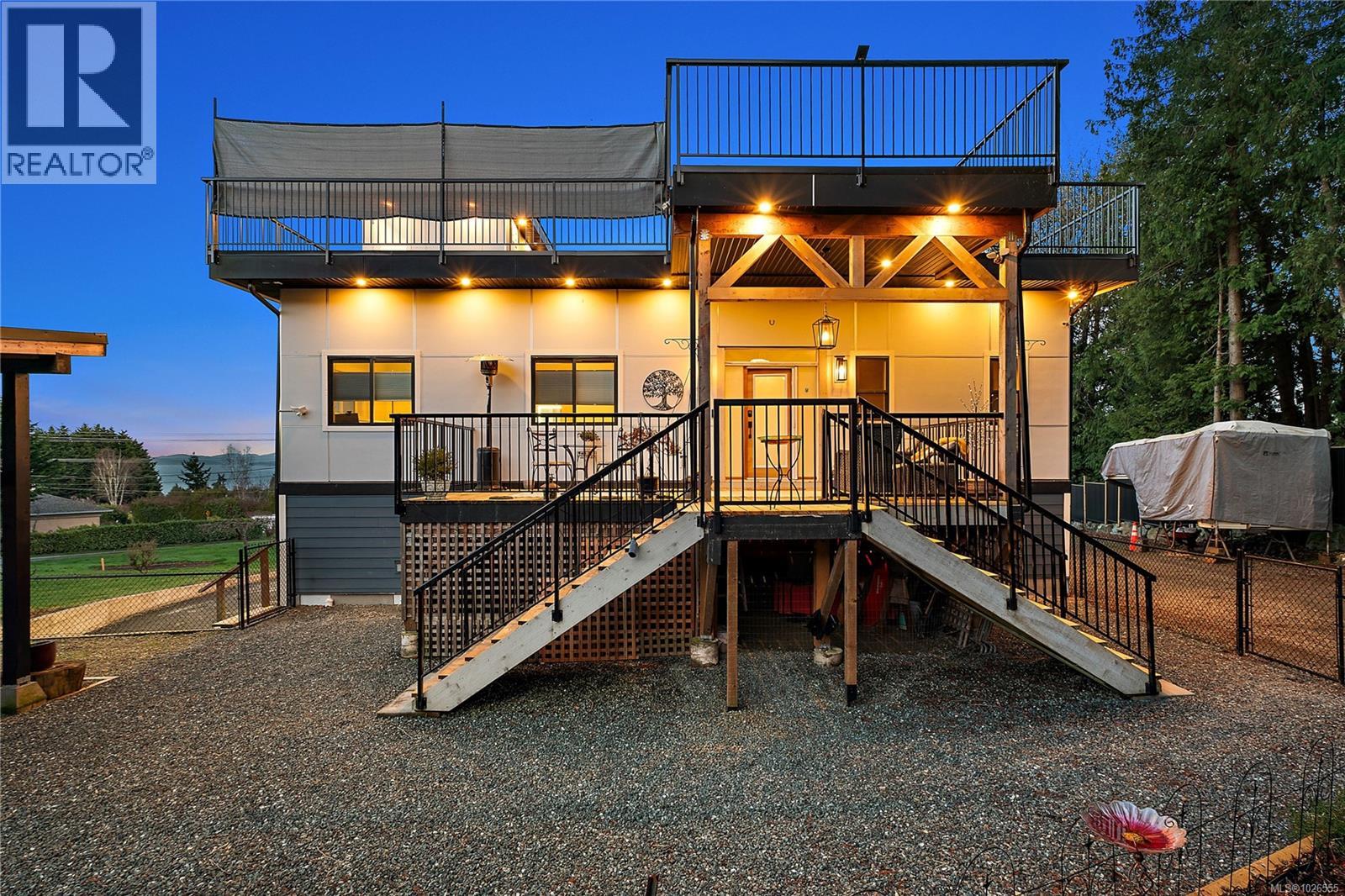 8630 Aldous Terr, North Saanich