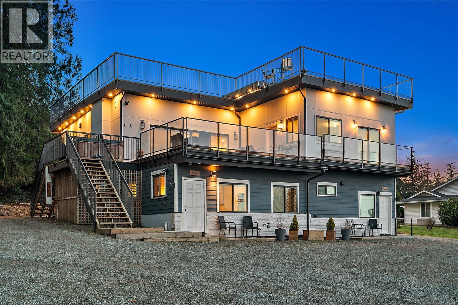 8630 Aldous Terr, North Saanich