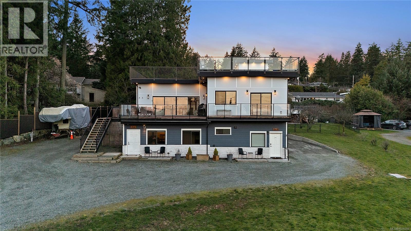 8630 Aldous Terr, North Saanich