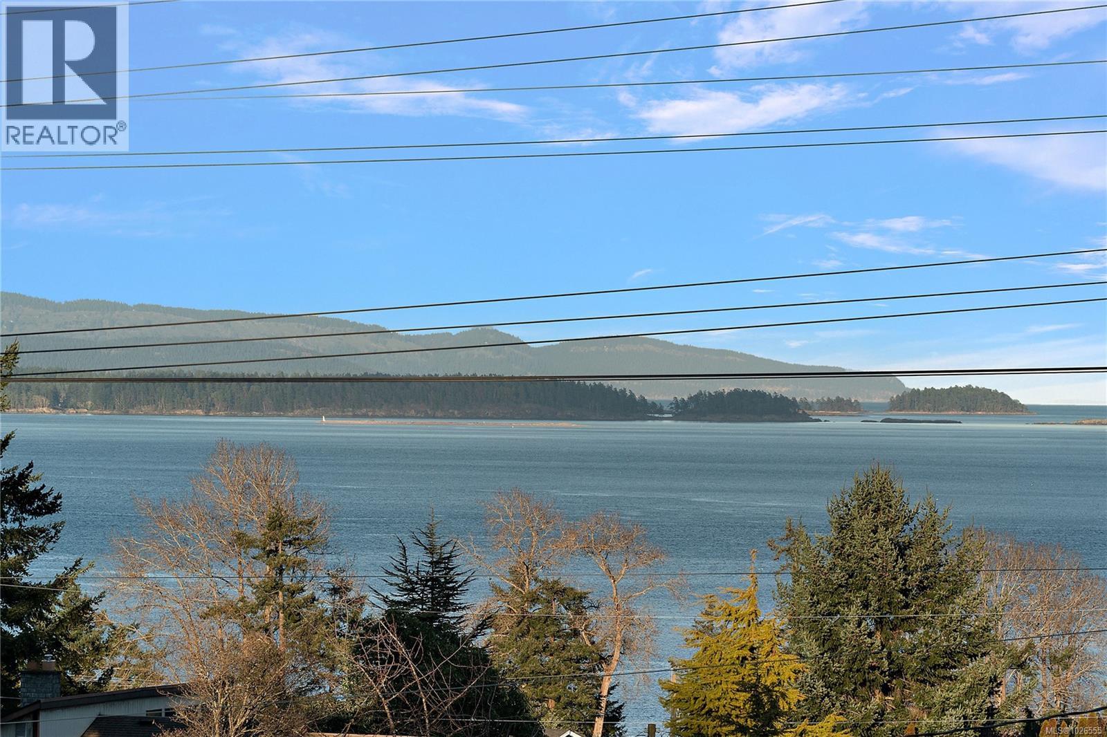 8630 Aldous Terr, North Saanich