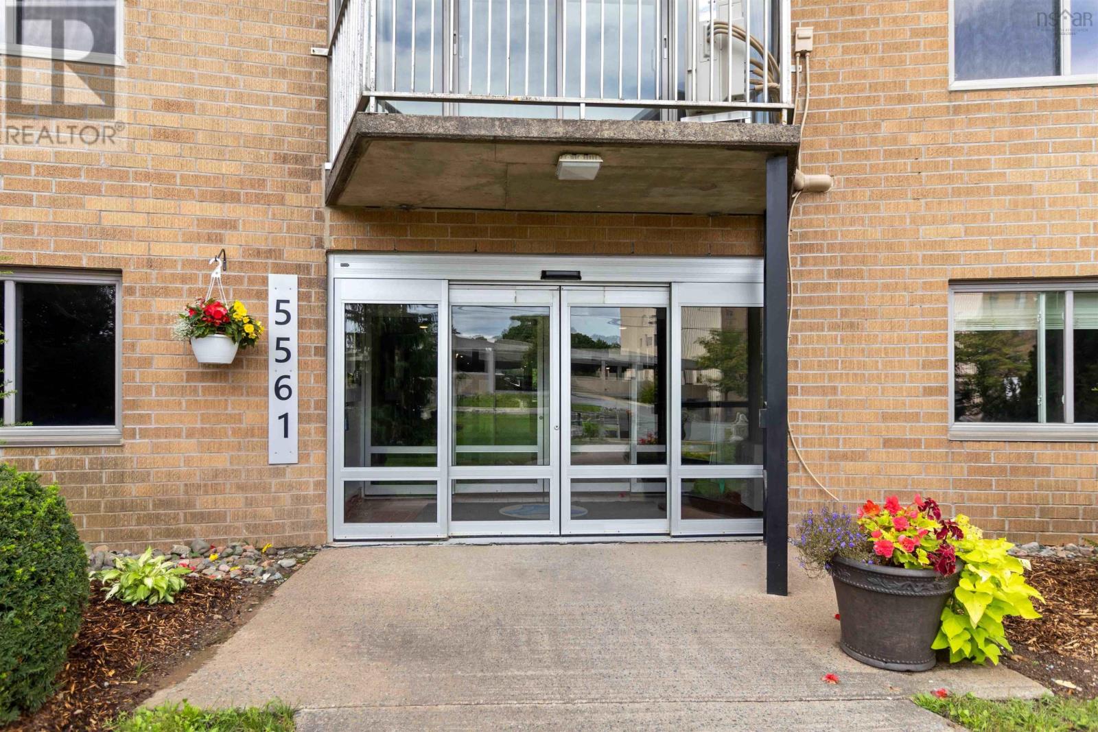 Property 3 of 46 of C308 5561 Heatherwood Court