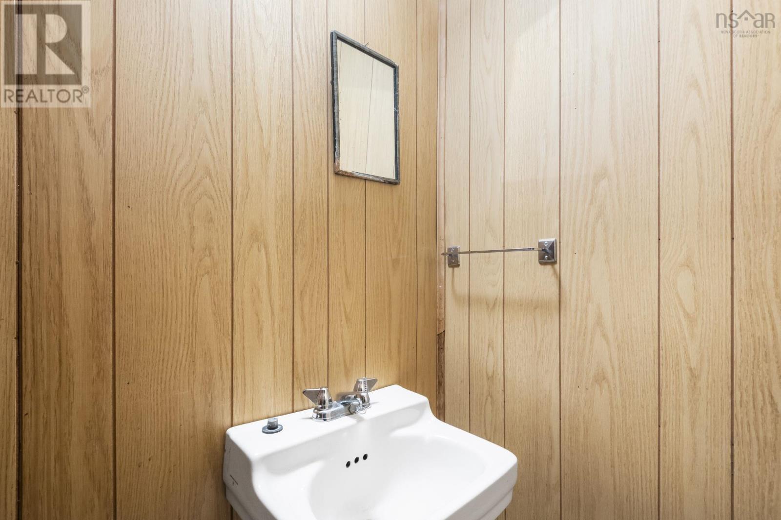 Property 40 of 51 of 24 Christopher Avenue